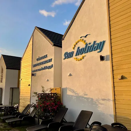 Sun-holiday Letniskowe Lodge Rewal